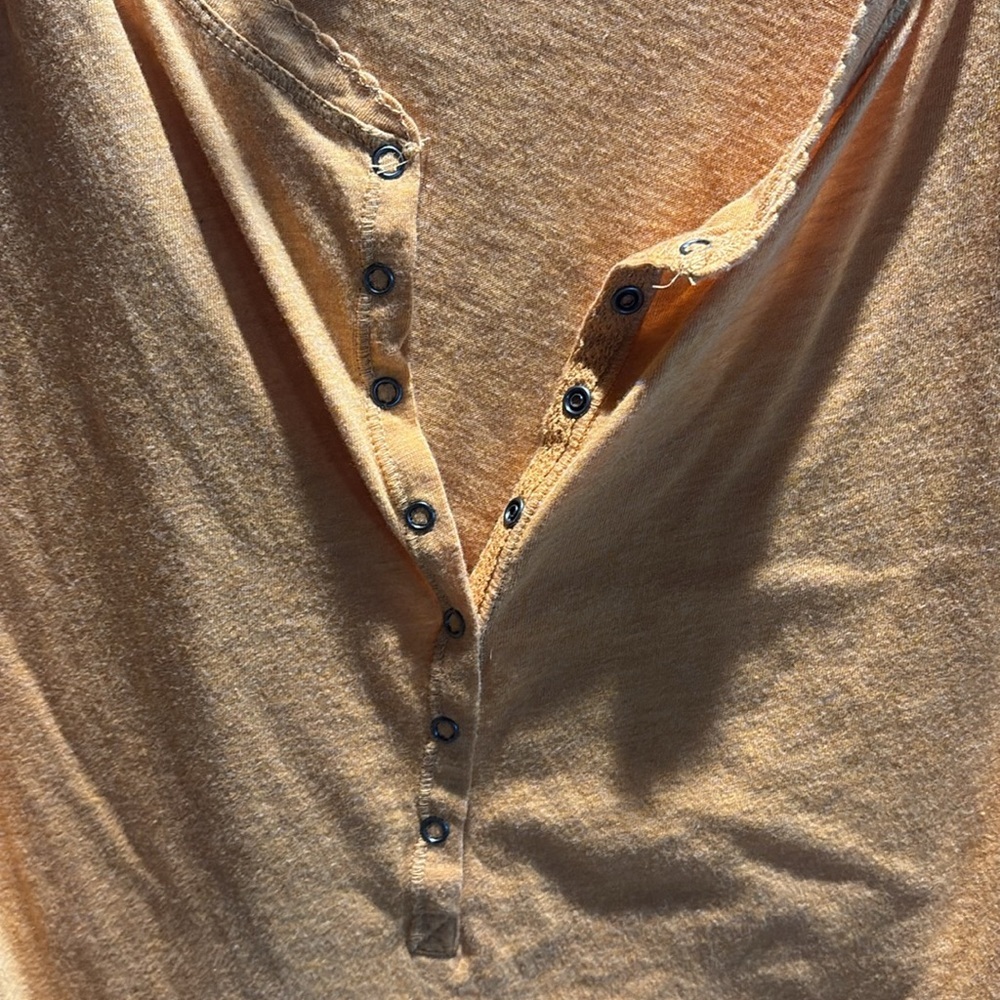 LOGG Women's Mustard Long Sleeve Henley style snap front Top scallop L - Picture 6 of 7